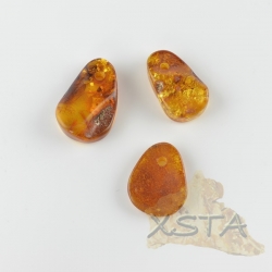 Natural 3 units amber medallions Natural 3 units amber medallions